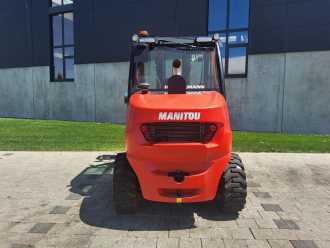 Muletto usato MANITOU MC 30-4 DIESEL GELAENDESTAPLER (12947483)