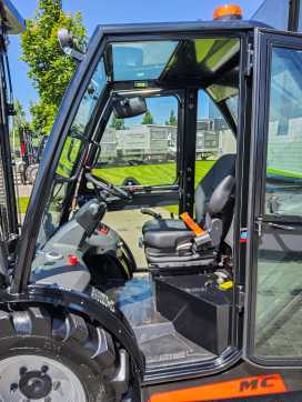Muletto usato MANITOU MC 30-4 DIESEL GELAENDESTAPLER (12962729)