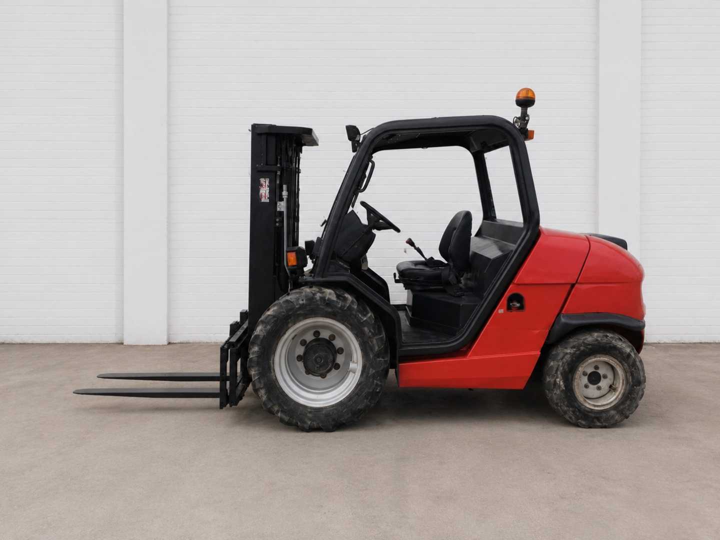 Muletto usato MANITOU MH 25-4T DIESEL GELAENDESTAPLER (13067393)