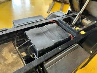 Muletto usato MEGA E-Worker Kipper ELEKTRO FAHRERSITZWAGEN (12835045)