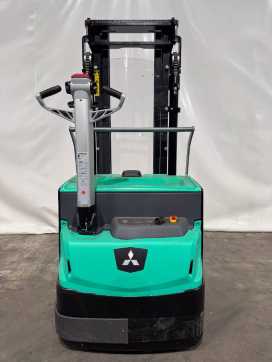 Muletto usato MITSUBISHI SBP12N2 - MIETGERÄT! HH 2.500 mm ELEKTRO HOCHHUBWAGENDEICHSEL (12914433)