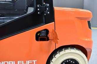 Muletto usato NOBLELIFT CPD38 A 5500 ELEKTRO VIERRADFRONTSTAPLER (13072842)