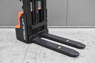 Muletto usato NOBLELIFT SWB 130 D 4300 ELEKTRO HOCHHUBWAGENDEICHSEL (13072909)