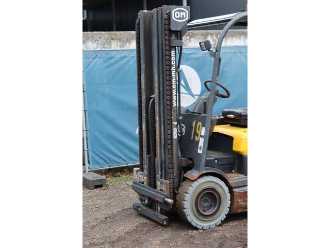 Muletto usato OM Carrelli XE 25 ELEKTRO VIERRADFRONTSTAPLER (13041182)