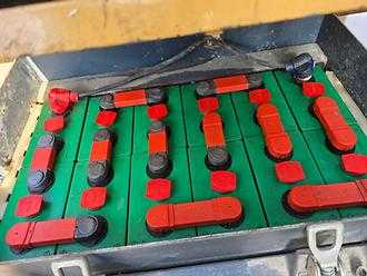 Muletto usato OM E8 ELEKTRO DREIRADFRONTSTAPLER (13056810)