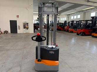 Muletto usato STILL ECV 10 ELEKTRO DREIRADFRONTSTAPLER (13056061)