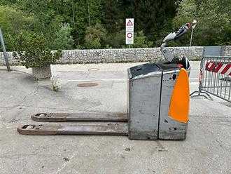 Muletto usato STILL EXU SF 20 ELEKTRO NIEDERHUBWAGENFAHRERSTAND (13044482)
