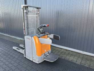Muletto usato STILL EXV-SF14i ELEKTRO HOCHHUBWAGENFAHRERSTAND (13049433)