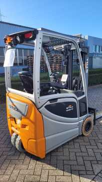 Muletto usato STILL RX20-14CNEWBATT ELEKTRO DREIRADFRONTSTAPLER (12983400) backdrop