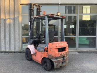 Muletto usato TOYOTA 02-7FDF15 DIESEL VIERRADFRONTSTAPLER (12994605)