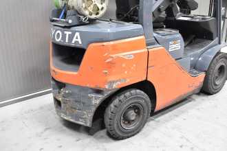 Muletto usato TOYOTA 02-8FGF25 /58296/ GAS VIERRADFRONTSTAPLER (13069546)