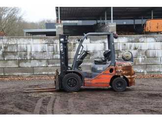 Muletto usato TOYOTA 02-8FGJF35 GAS VIERRADFRONTSTAPLER (13041173)
