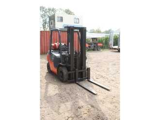 Muletto usato TOYOTA 42-7FGF25 GAS VIERRADFRONTSTAPLER (13065065)