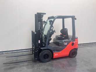 Muletto usato TOYOTA 42-8 FDF 18 DIESEL VIERRADFRONTSTAPLER (13001770) backdrop