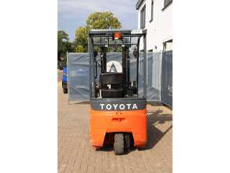 Muletto usato TOYOTA 7FBEST13 ELEKTRO VIERRADFRONTSTAPLER (13065056)