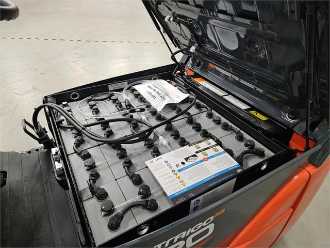Muletto usato TOYOTA 8FBE20T ELEKTRO VIERRADFRONTSTAPLER (12821712)