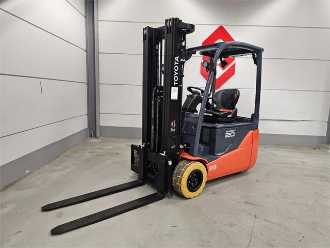 Muletto usato TOYOTA 8FBE20T ELEKTRO VIERRADFRONTSTAPLER (12888376)