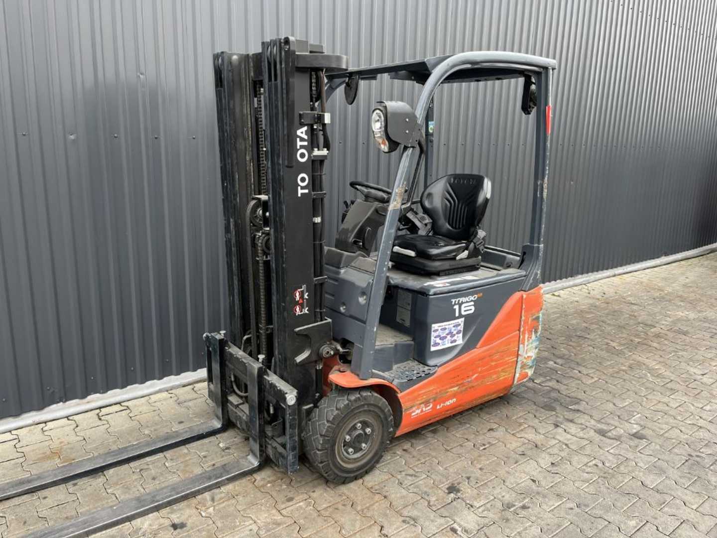 Muletto usato TOYOTA 8FBEK16T ELEKTRO DREIRADFRONTSTAPLER (13065985)
