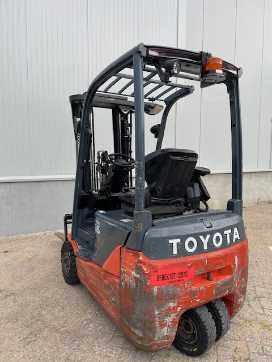 Muletto usato TOYOTA 8FBEK16T ELEKTRO DREIRADFRONTSTAPLER (13068596)