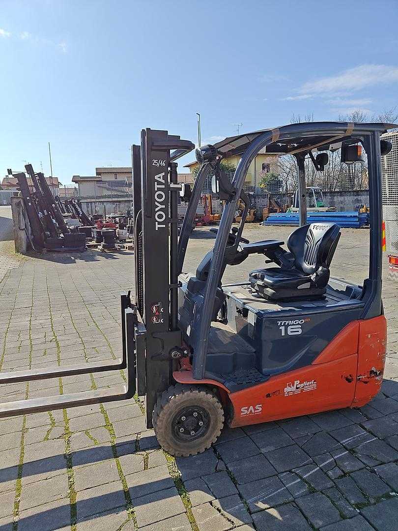 Muletto usato TOYOTA 8FBEK16T ELEKTRO VIERRADFRONTSTAPLER (12945286)