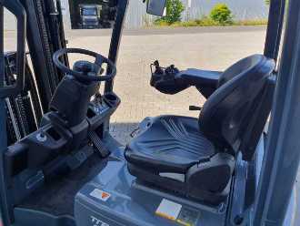Muletto usato TOYOTA 8FBET15 / Triplex: 4.30m / nur 1.842h! / SS ELEKTRO VIERRADFRONTSTAPLER (13024739)