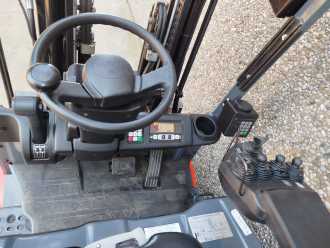 Muletto usato TOYOTA 8FBET16 ELEKTRO DREIRADFRONTSTAPLER (13067291)