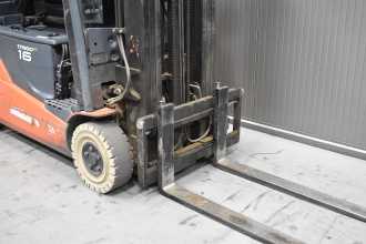 Muletto usato TOYOTA 8FBM16T /59090/ ELEKTRO VIERRADFRONTSTAPLER (13073121)