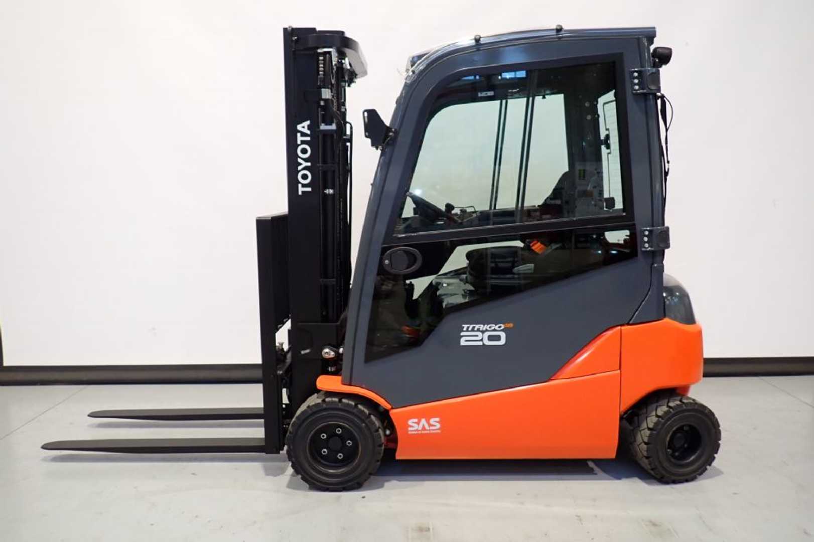Muletto usato TOYOTA 8FBM20T *sofort verfügbar* ELEKTRO VIERRADFRONTSTAPLER (13062496)