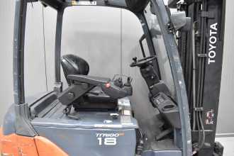 Muletto usato TOYOTA 8FBMT18 /59088/ ELEKTRO VIERRADFRONTSTAPLER (13072855)
