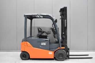 Muletto usato TOYOTA 8FBMT25 /46394/ ELEKTRO VIERRADFRONTSTAPLER (12995639)