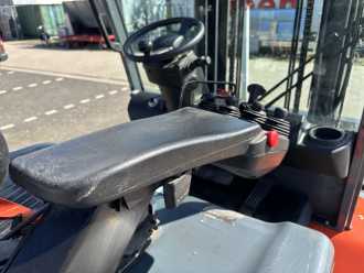 Muletto usato TOYOTA 8FBMT50 ELEKTRO VIERRADFRONTSTAPLER (12987759)