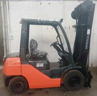 Muletto usato TOYOTA 8FDF25 DIESEL VIERRADFRONTSTAPLER (12399681)