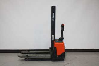 Muletto usato TOYOTA HWE100 ELEKTRO HOCHHUBWAGENDEICHSEL (13035173) backdrop