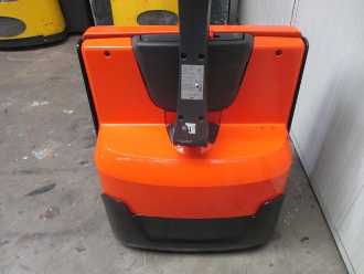 Muletto usato TOYOTA LWE140 ELEKTRO NIEDERHUBWAGENDEICHSEL (13071625)