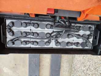 Muletto usato TOYOTA LWE180 ELEKTRO NIEDERHUBWAGENSEMIELEKTRISCH (13067357)
