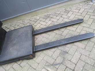 Muletto usato TOYOTA OSE 100W ELEKTRO NIEDERHUBKOMMISSIONIERER (12935562)