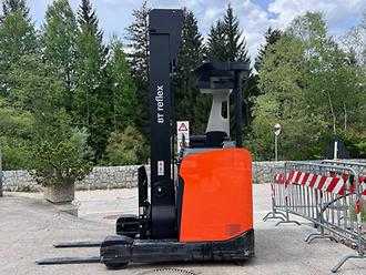 Muletto usato TOYOTA RRE140H - 7000mm ELEKTRO SCHUBMASTSTAPLER (13058357)