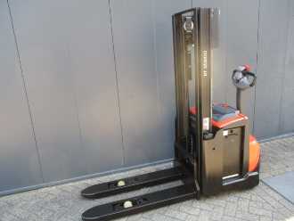 Muletto usato TOYOTA SWE140L ELEKTRO HOCHHUBWAGENDEICHSEL (13055334)