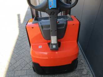 Muletto usato TOYOTA SWE140L ELEKTRO HOCHHUBWAGENDEICHSEL (13055334)