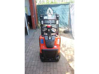 Muletto usato TOYOTA SWE200D ELEKTRO HOCHHUBWAGENMANUELLELEKTRISCH (13041388)
