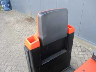 Muletto usato TOYOTA TSE300 Tracto ELEKTRO SCHLEPPER (13035015)