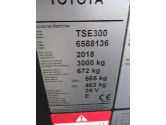 Muletto usato TOYOTA TSE300 Tracto ELEKTRO SCHLEPPER (13035015)