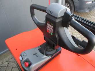 Muletto usato TOYOTA TSE300 Tracto ELEKTRO SCHLEPPER (13035016)