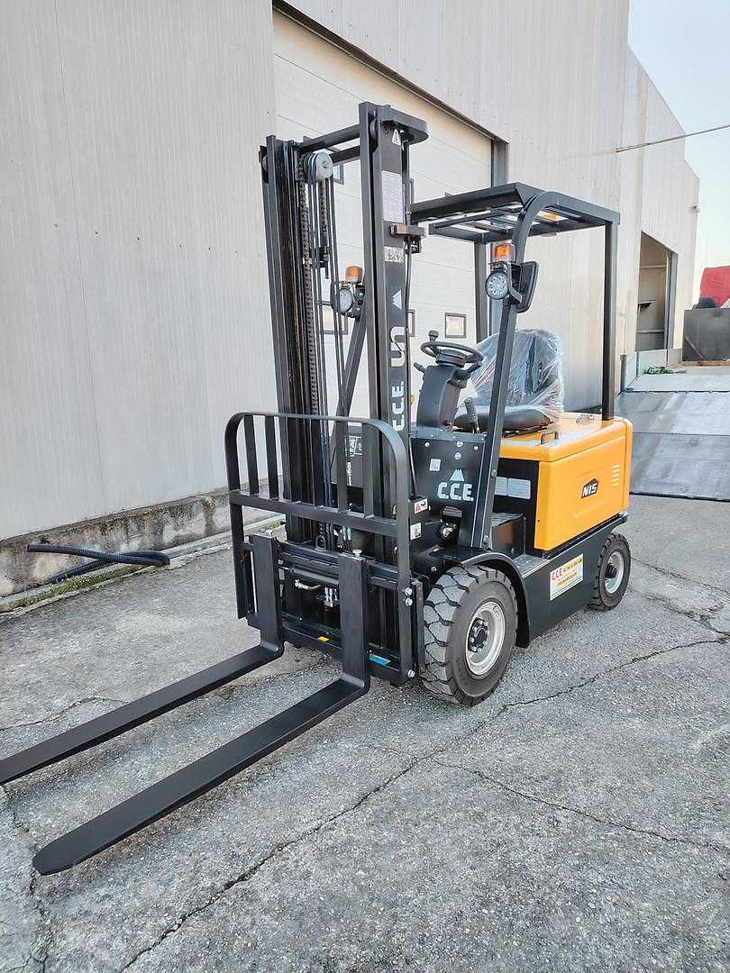 Muletto usato UN FB15 ELEKTRO VIERRADFRONTSTAPLER (12921337)