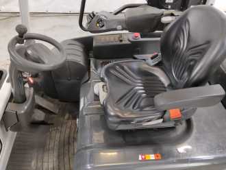 Muletto usato UNICARRIERS AG2N1L20Q ELEKTRO DREIRADFRONTSTAPLER (13037013)