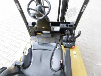Muletto usato YALE ERP 15 VT ELEKTRO DREIRADFRONTSTAPLER (12939003)