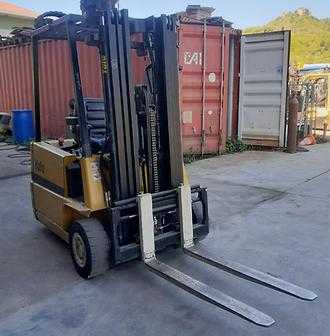 Muletto usato YALE ERP15 RCF ELEKTRO DREIRADFRONTSTAPLER (13036460)