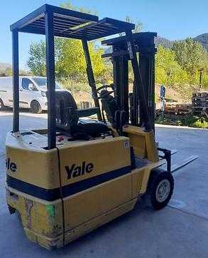 Muletto usato YALE ERP15 RCF ELEKTRO DREIRADFRONTSTAPLER (13036460)