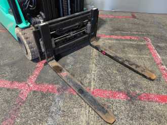 Muletto usato YALE ERP20VTLWB ELEKTRO DREIRADFRONTSTAPLER (13072145)