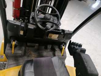 Muletto usato YALE VX70 GAS VIERRADFRONTSTAPLER (12601500)